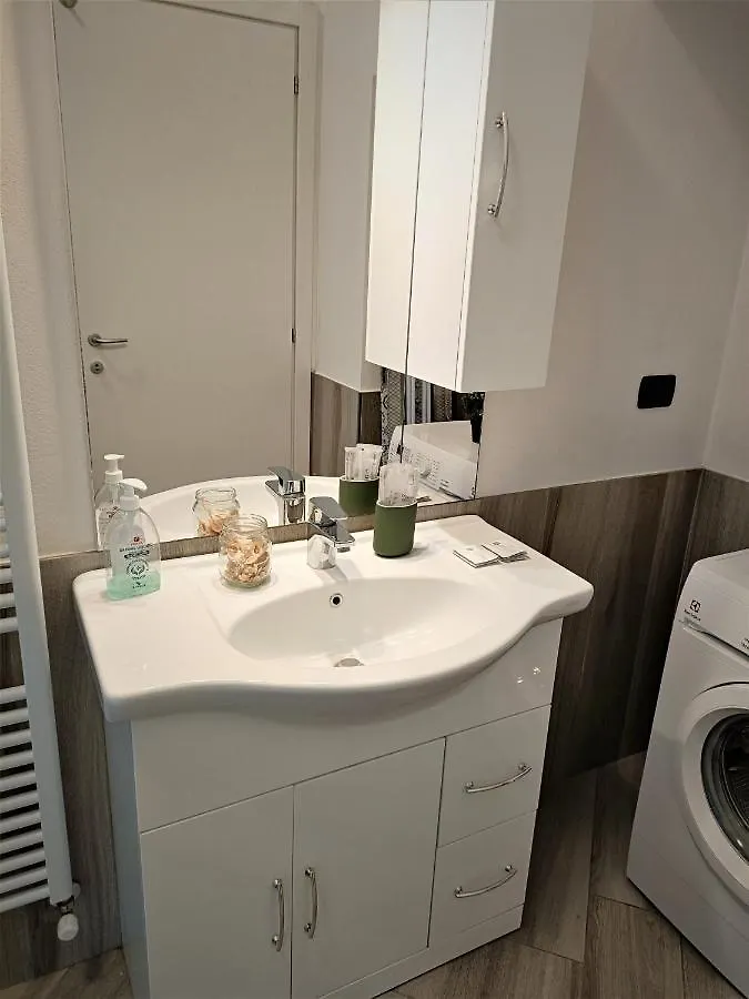 Paleari 41 Deluxe - A 15 Min Di Auto Da Fiera Milano Apartment Pogliano Milanese 0*,